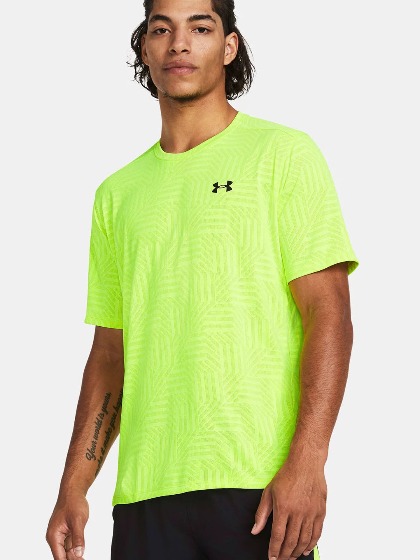 UA T-SHIRT M/C TECH VENT GEOTESSA