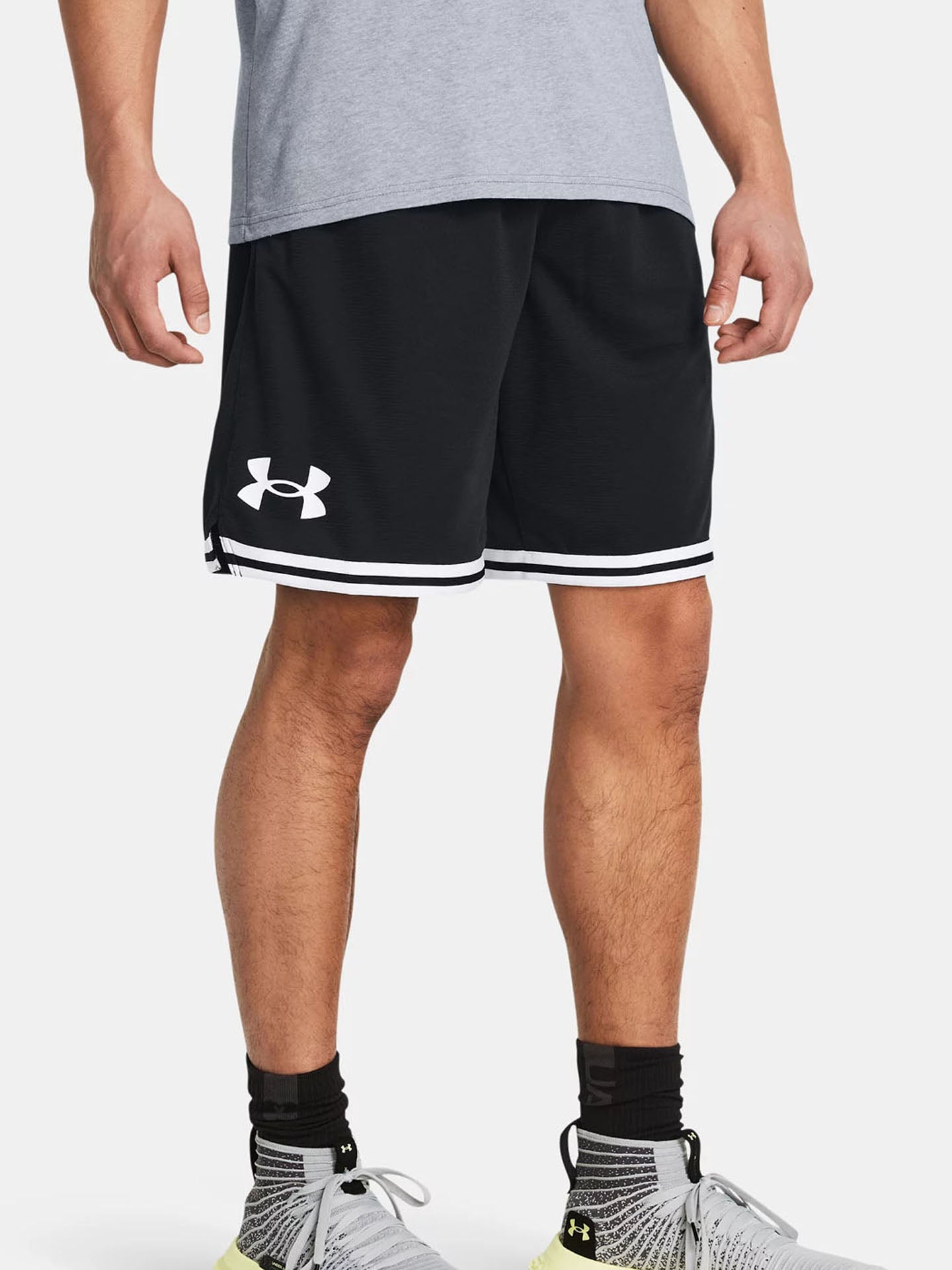 UA PERIMETER SHORT