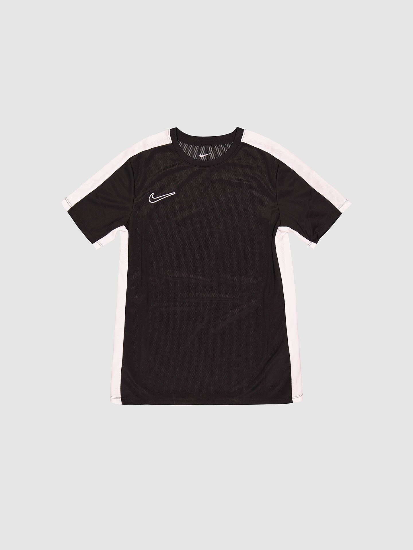 NIKE DRI-FIT ACADEMY23 KIDS' SOCCER