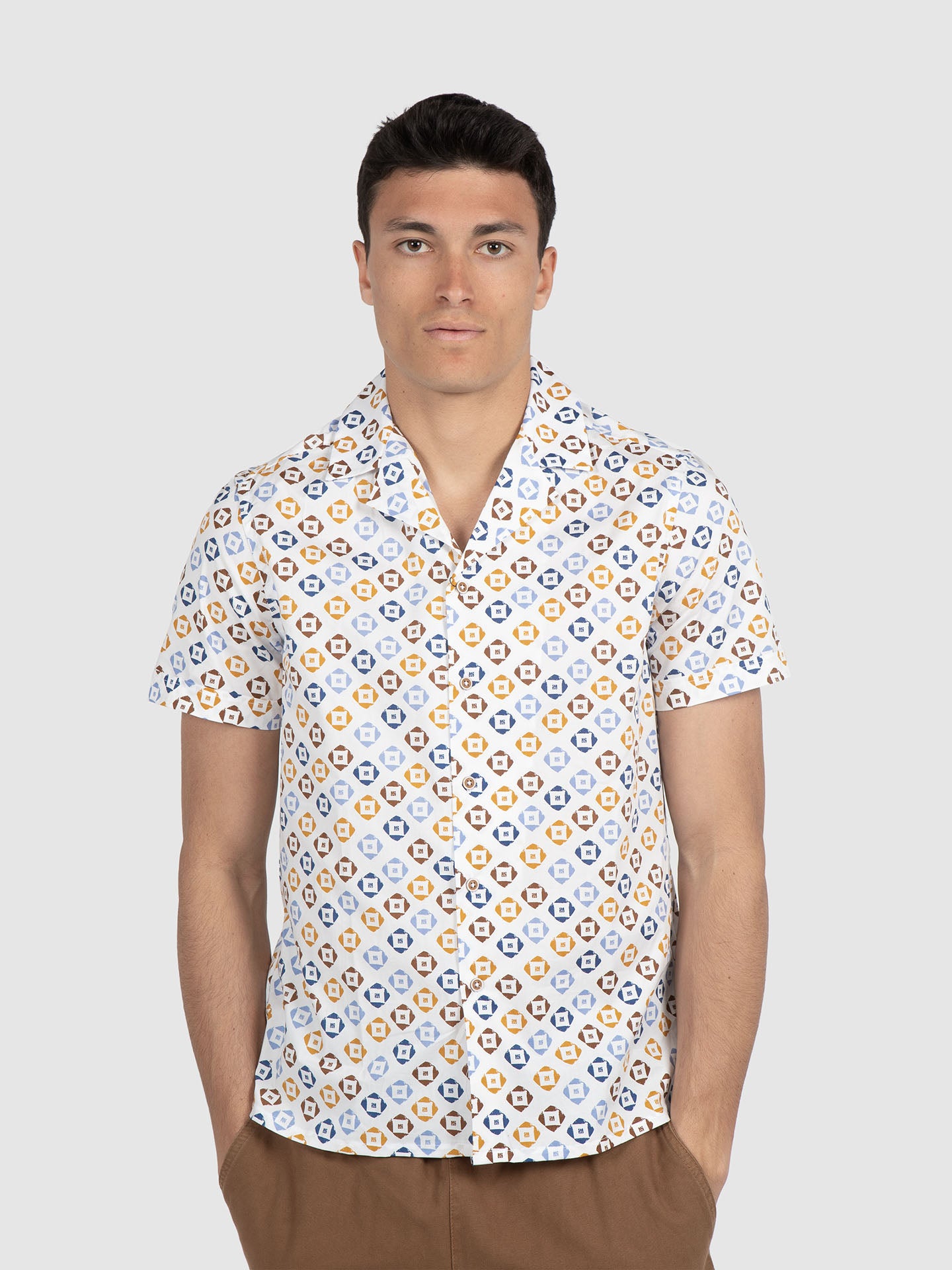 CAMICIA M/C STAMPA GEOMETRICA ETNICA