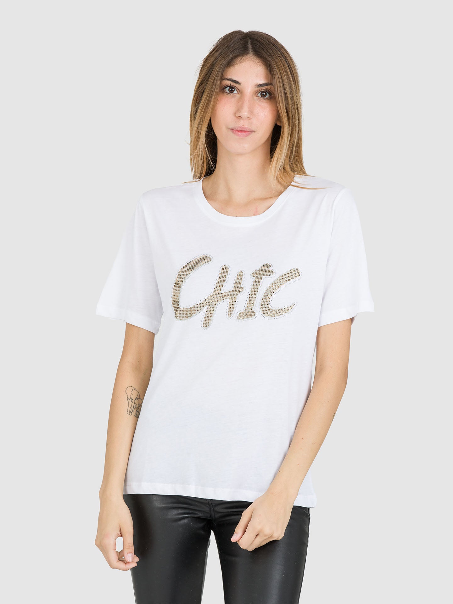 T-SHIRT CHIC