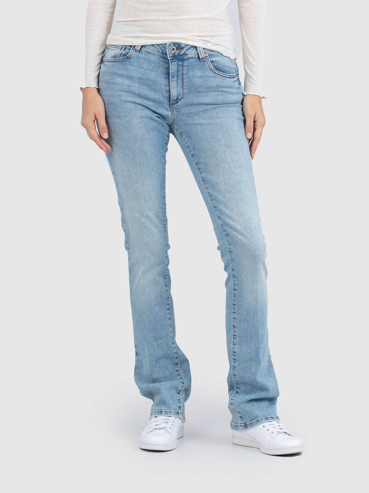 JEANS BELLA PERFECT BOOTCUT