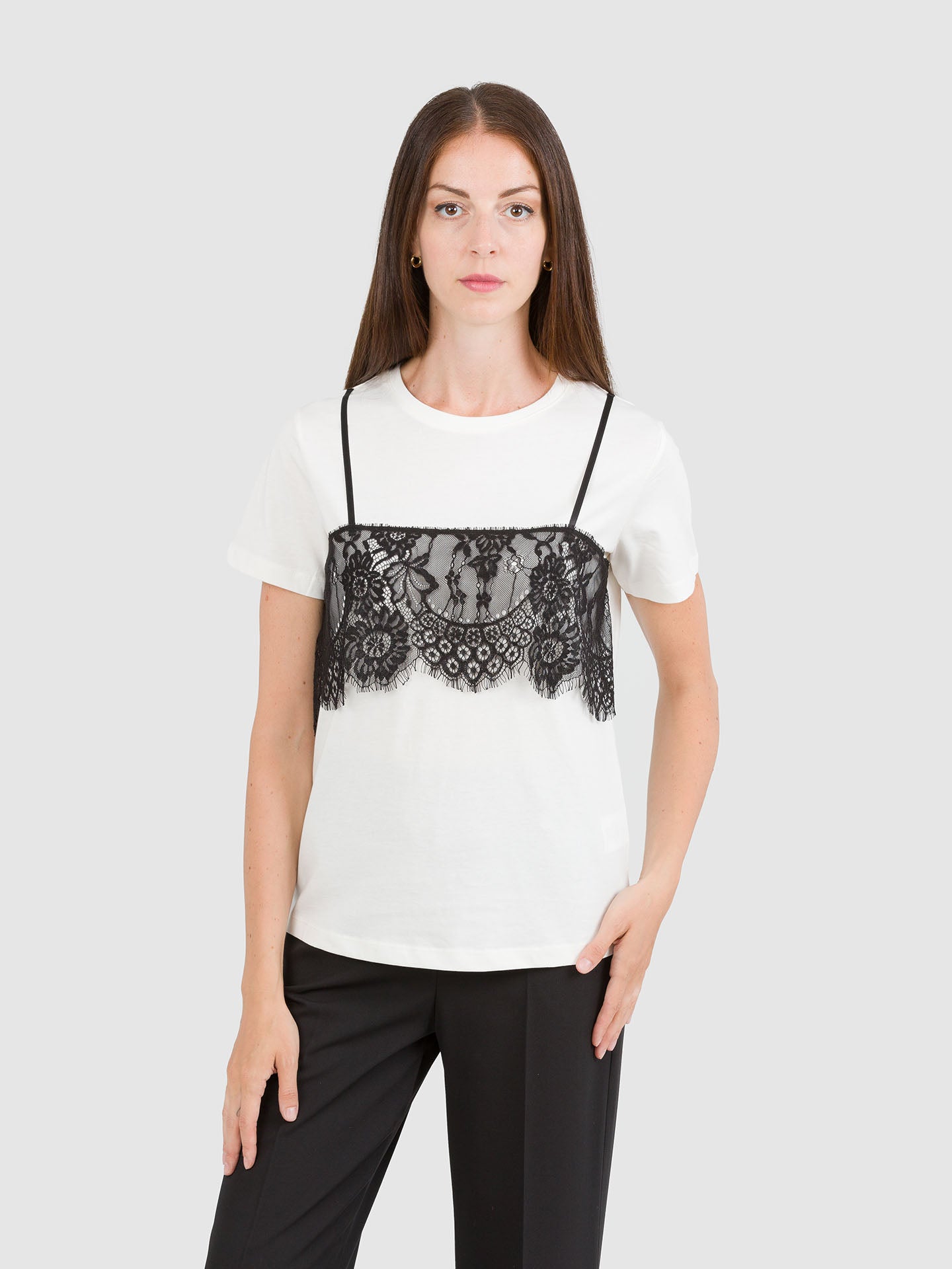 T-SHIRT TOP APPLICATO PIZZO