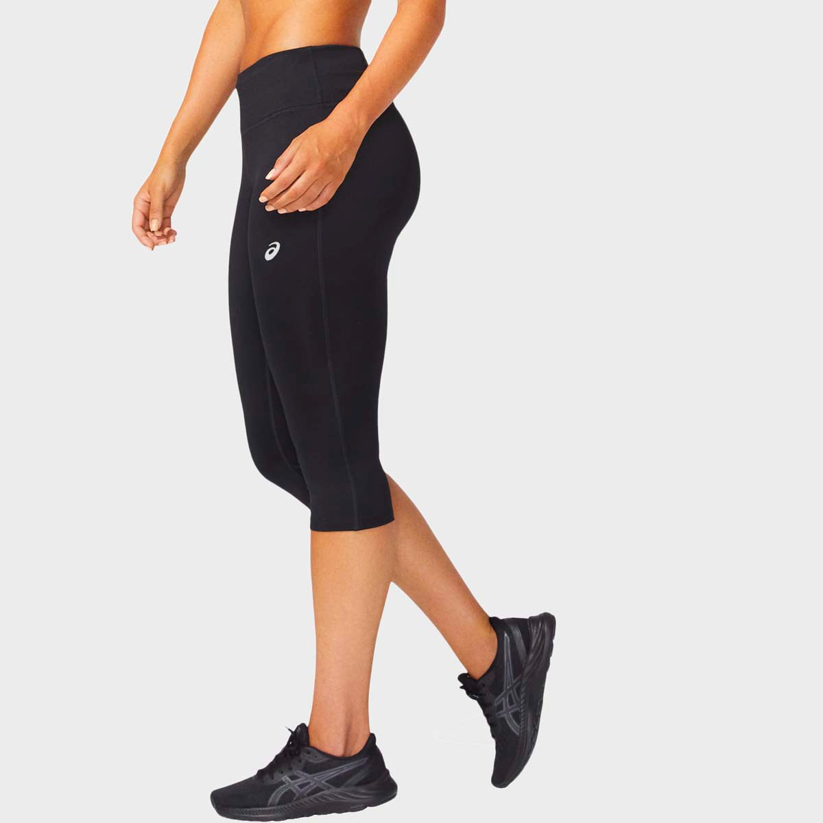 CORE CAPRI TIGHT W