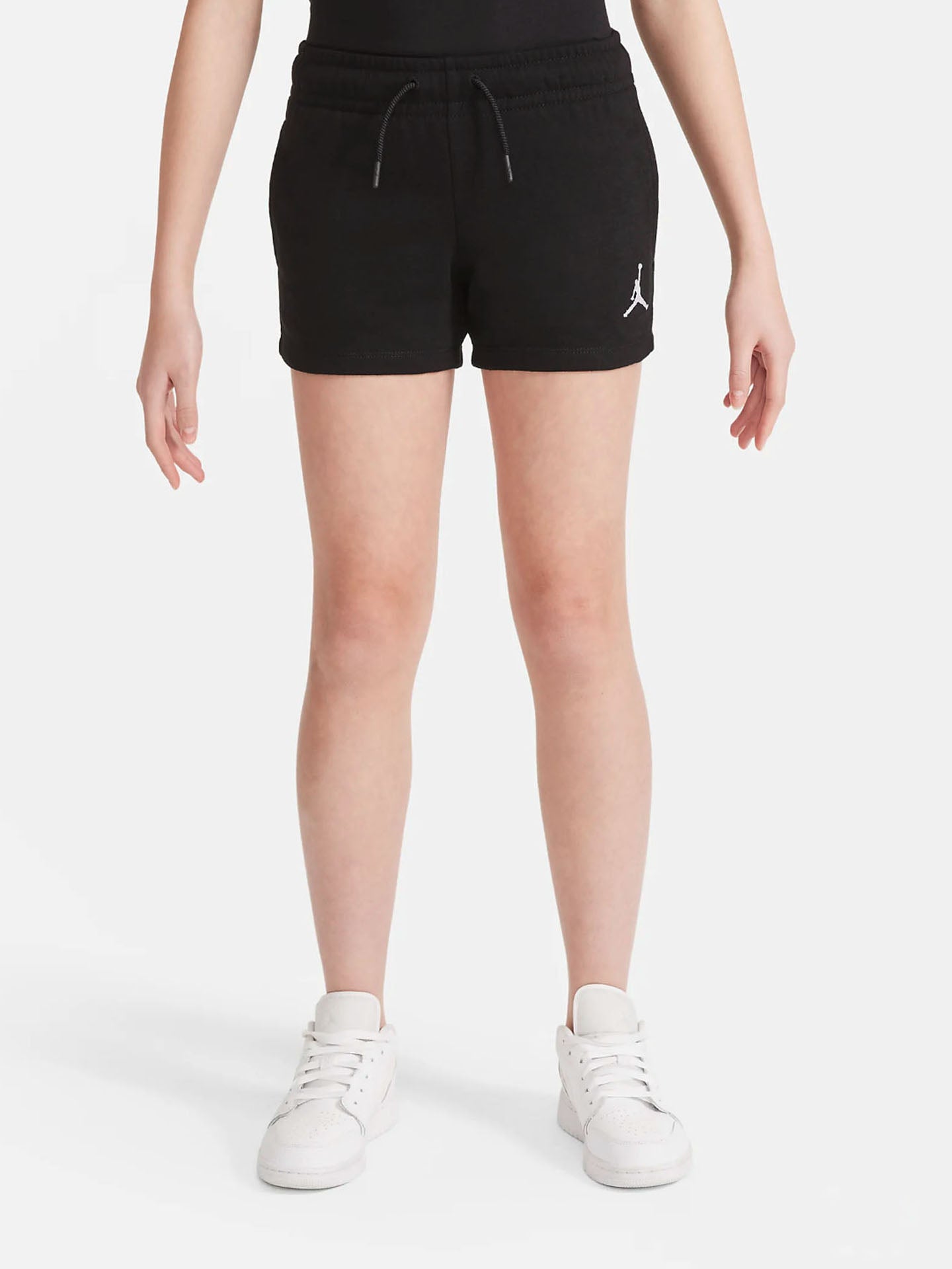 SHORT ESSENTIAL