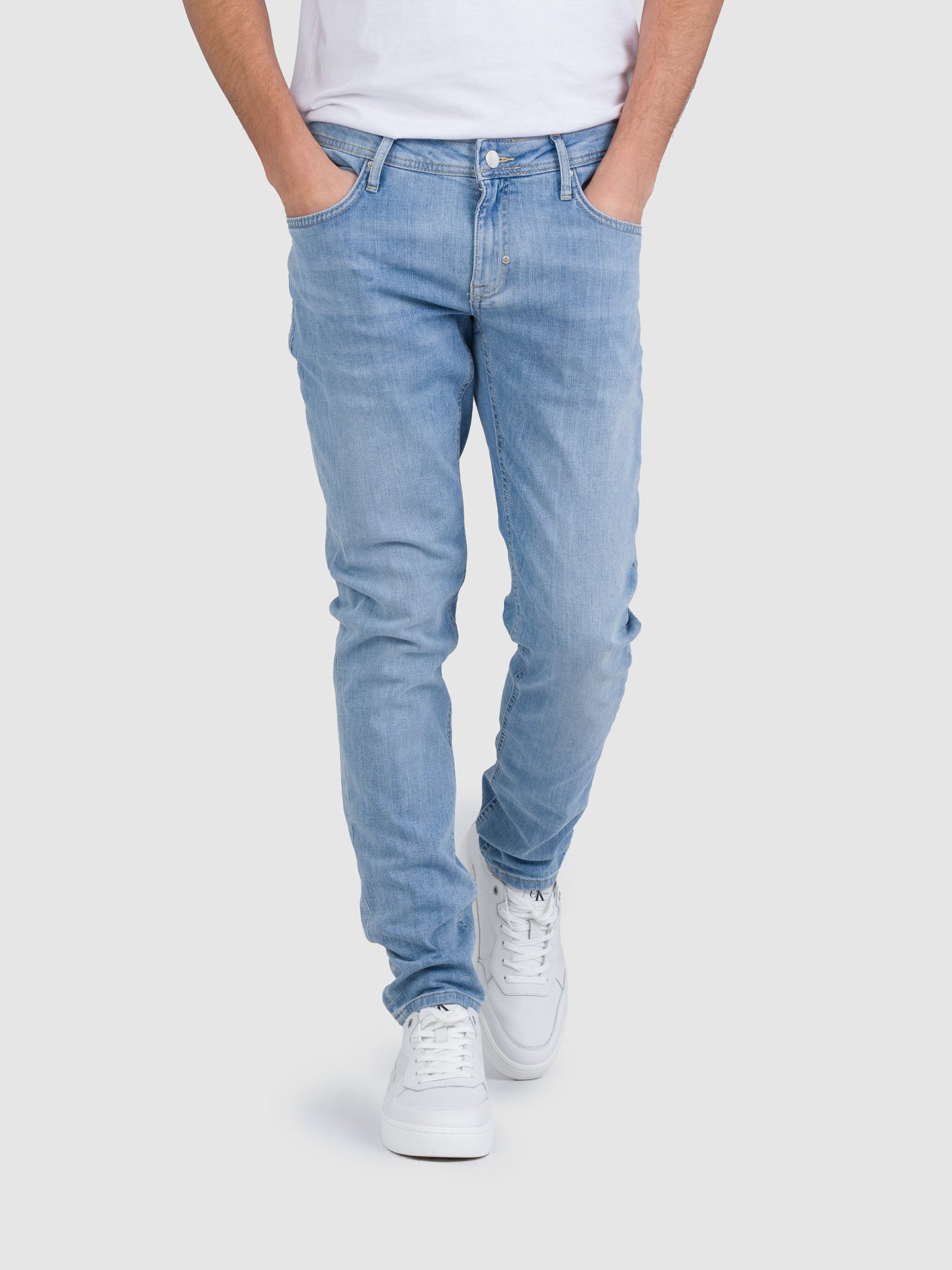 JEANS OZZY TAPERED FIT CHIARO