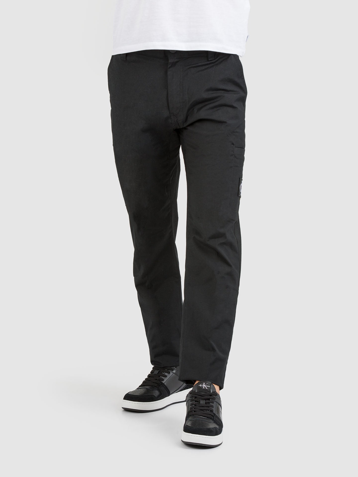 PANTALONE TAPERED CHINO