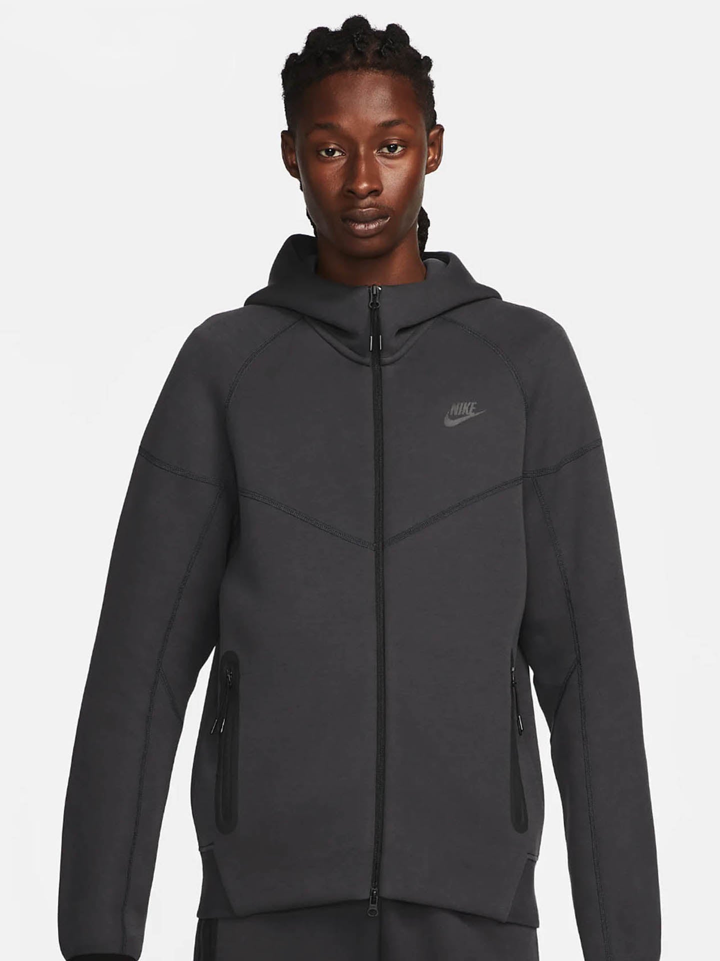 NIKE SPORTSWEAR TECH FLEECE WINDRUN