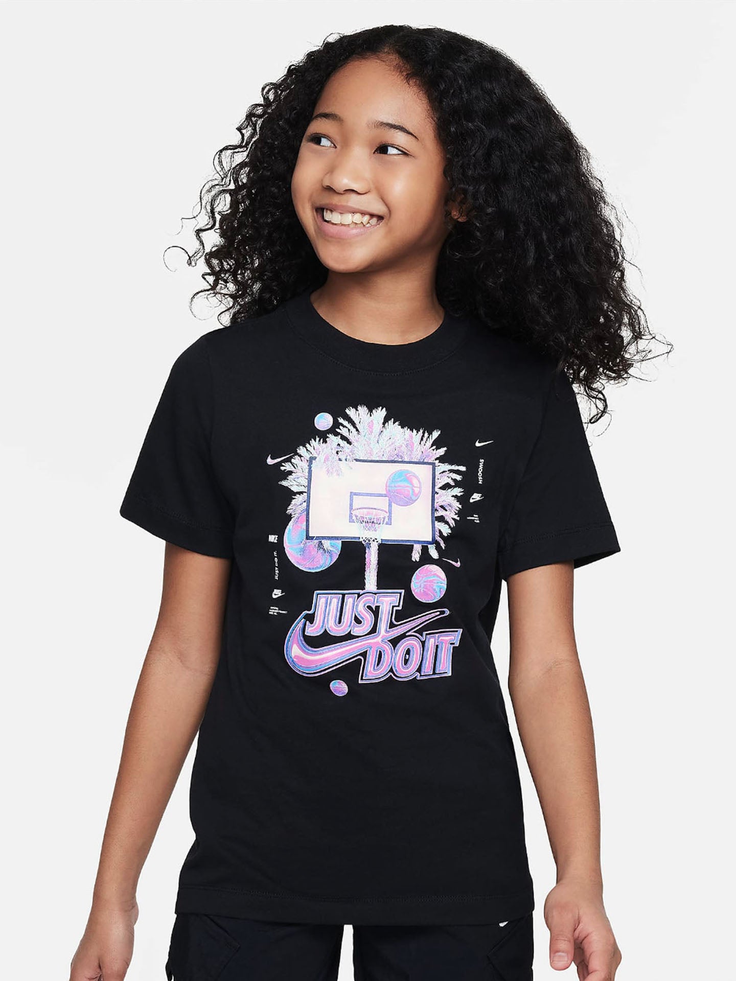 NIKE SPORTSWEAR BIG KIDS' T-SHIRT