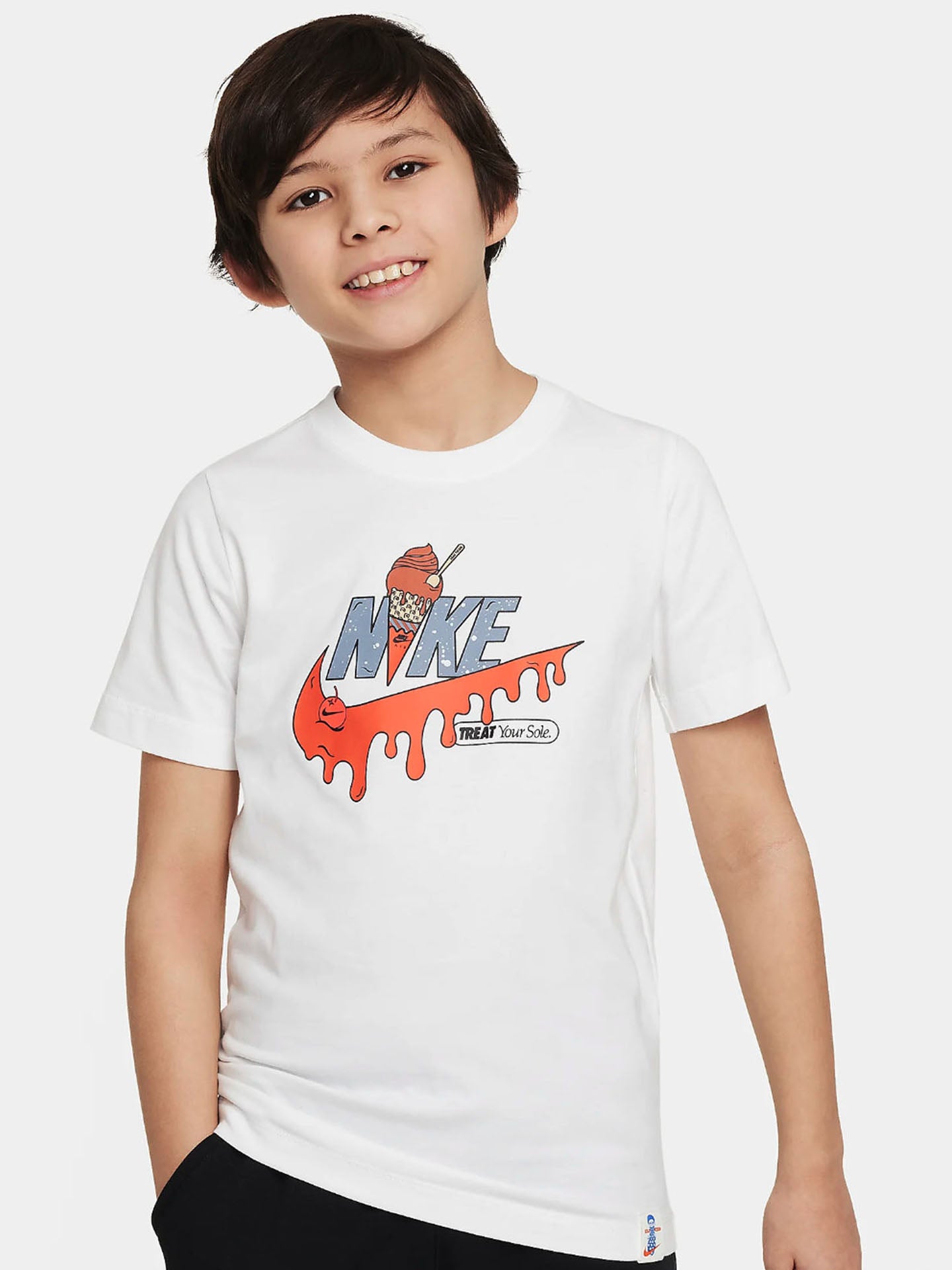 NIKE SPORTSWEAR BIG KIDS' T-SHIRT