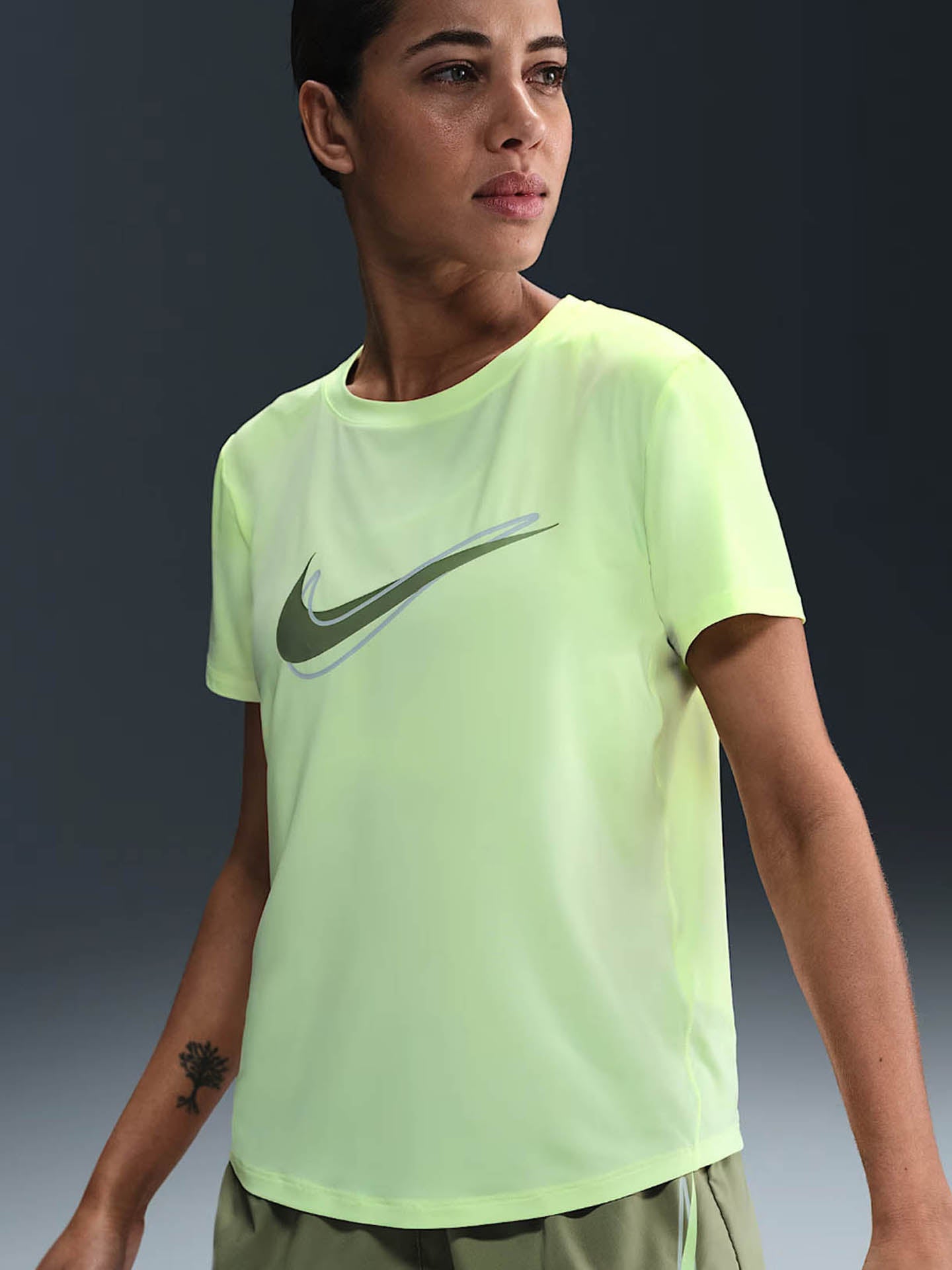NIKE ONE SWOOSH WOMEN'S DRI-FIT SHO