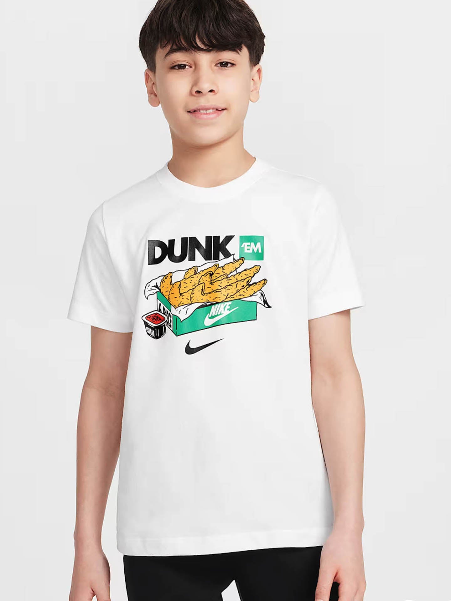 NIKE SPORTSWEAR BIG KIDS' T-SHIRT