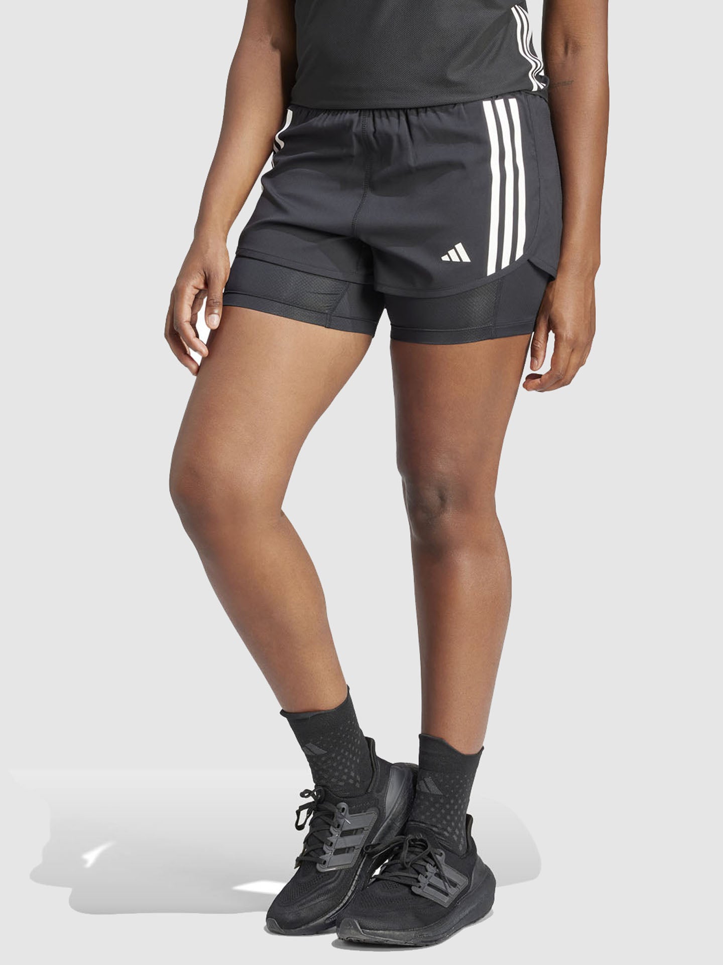 SHORT OWN THE RUN 3-STRIPES 2-IN-1