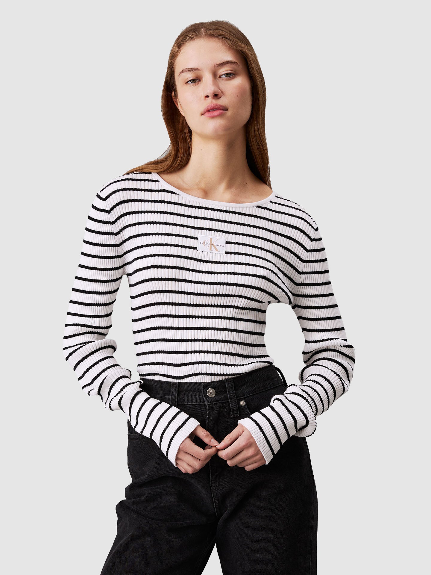 T-SHIRT ML LABEL TIGHT SWEATER