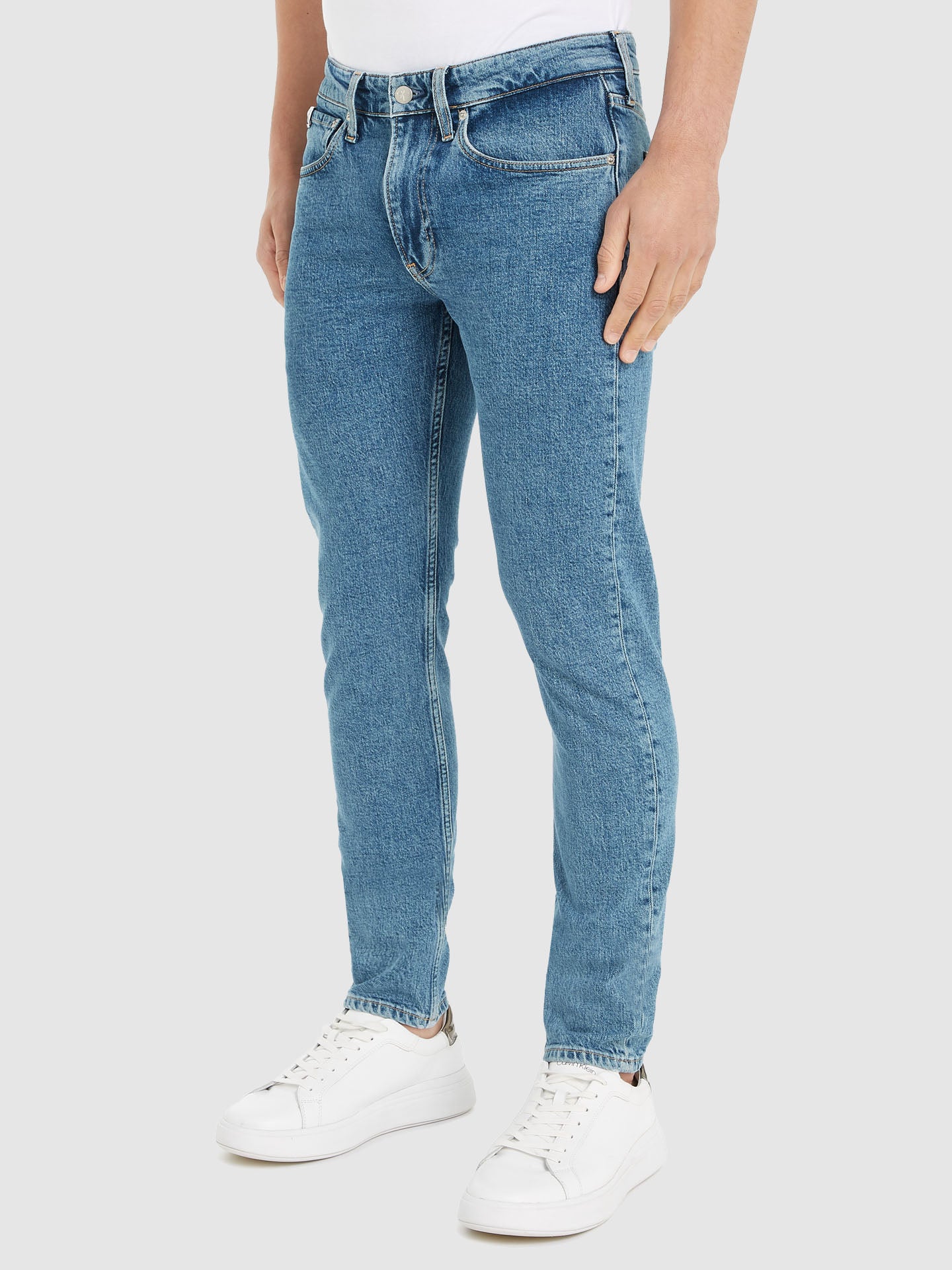 JEANS SLIM TAPER