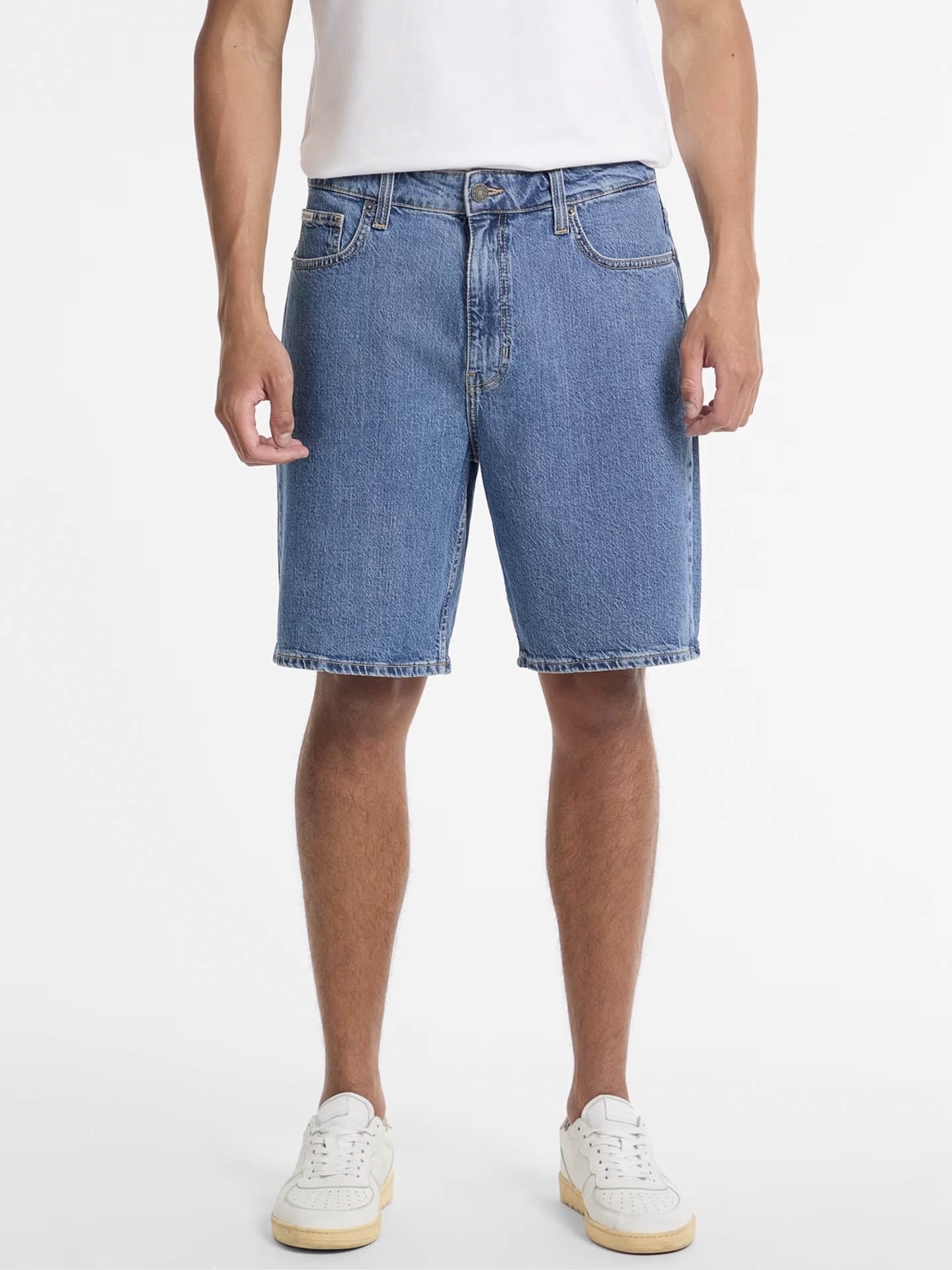 JEANS CORTO CHIARO