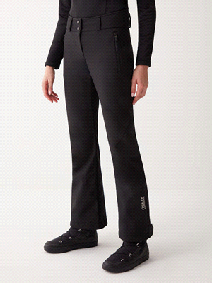 Il pantalone DRESSY SOFTSHELL C/GHETTA di COLMAR è realizzato in softshell stretch con membrana traspirante offrendo il massimo comfort e prestazioni elevate. La vestibilità è slim e presenta tagli er... 