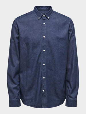 La camicia ONLY & SONS DAY REG BTN DOWN CHAMBRAY ha un design essenziale costituito da un colletto button down, chiusura con bottoni e fondo arrotondato. Composta al 100% in denim di cotone, è ideale ... 
