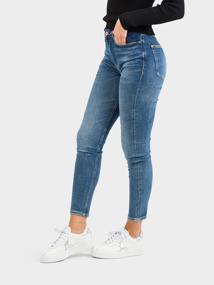 GUESS JEANS 1981 SKINNY