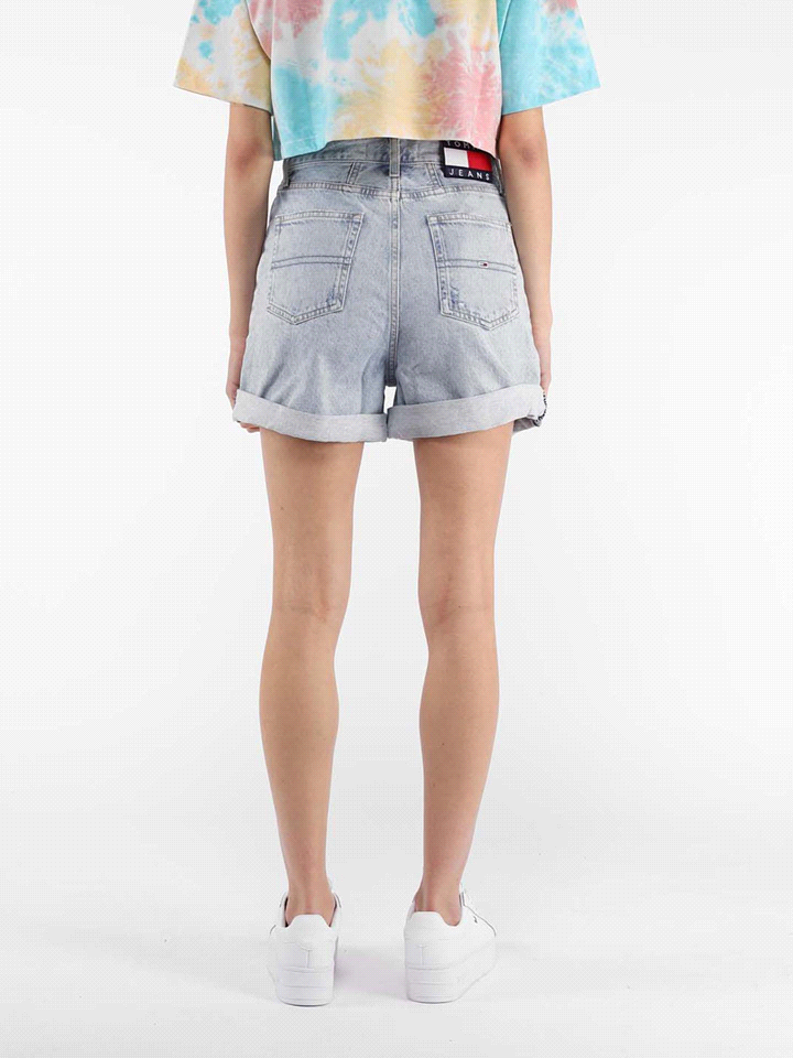 TOMMY JEANS TOMMY HILFIGER SHORT MOM FIT